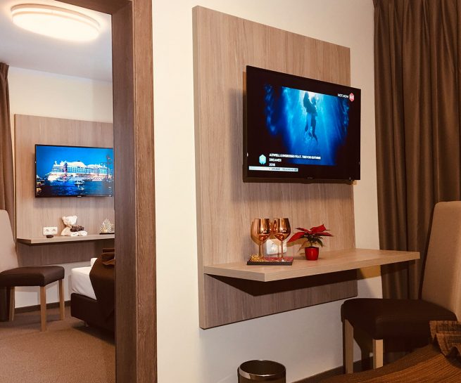 Hotel-Glinde-Zimmer-Familienzimmer-Bett